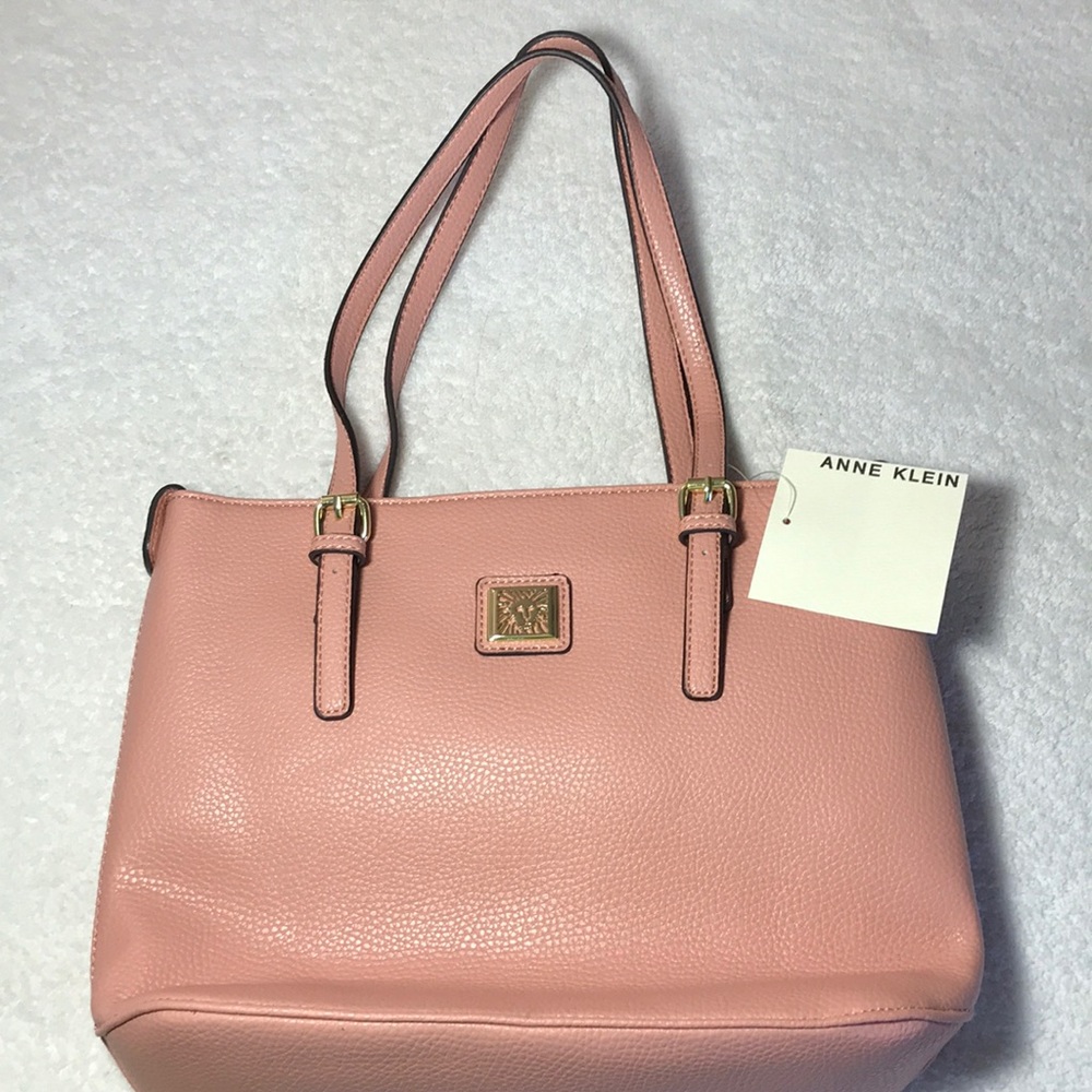 ANNE KLEIN TOTE PLUSH/PINK - NWT